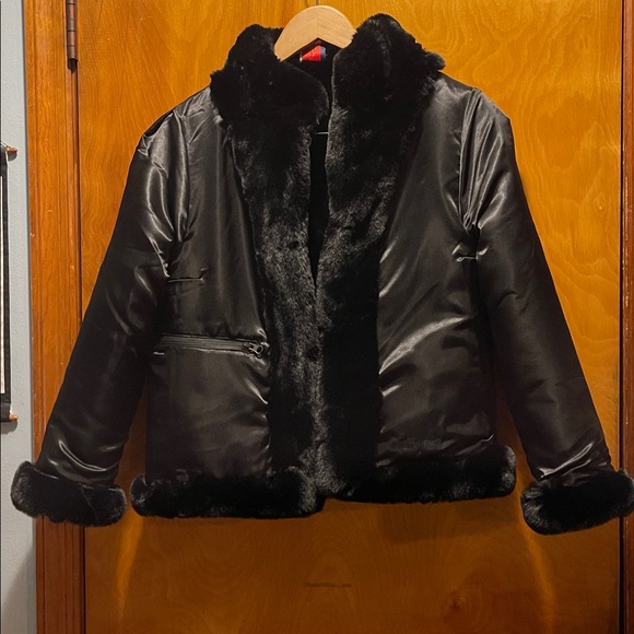 Pretty Rugged Faux Fur Jacket - Picture 8 of 10